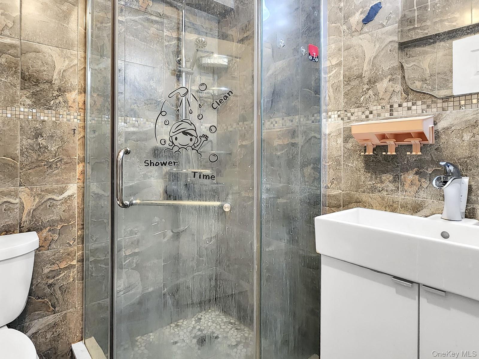 Condo 34th  Queens, NY 11354, MLS-922236-6