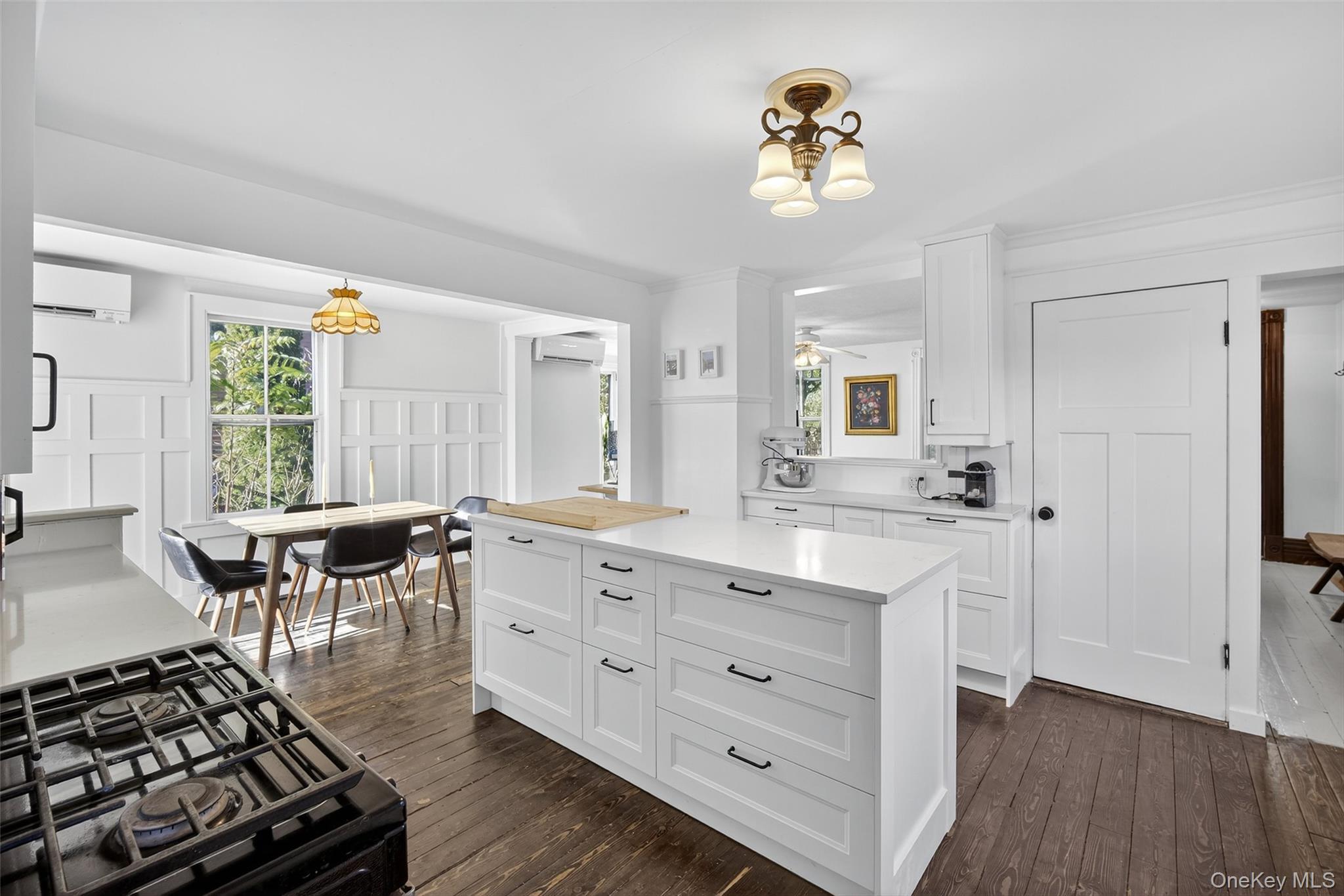 Single Family Whiteport Ulster County, NY 12401, MLS-922275-15