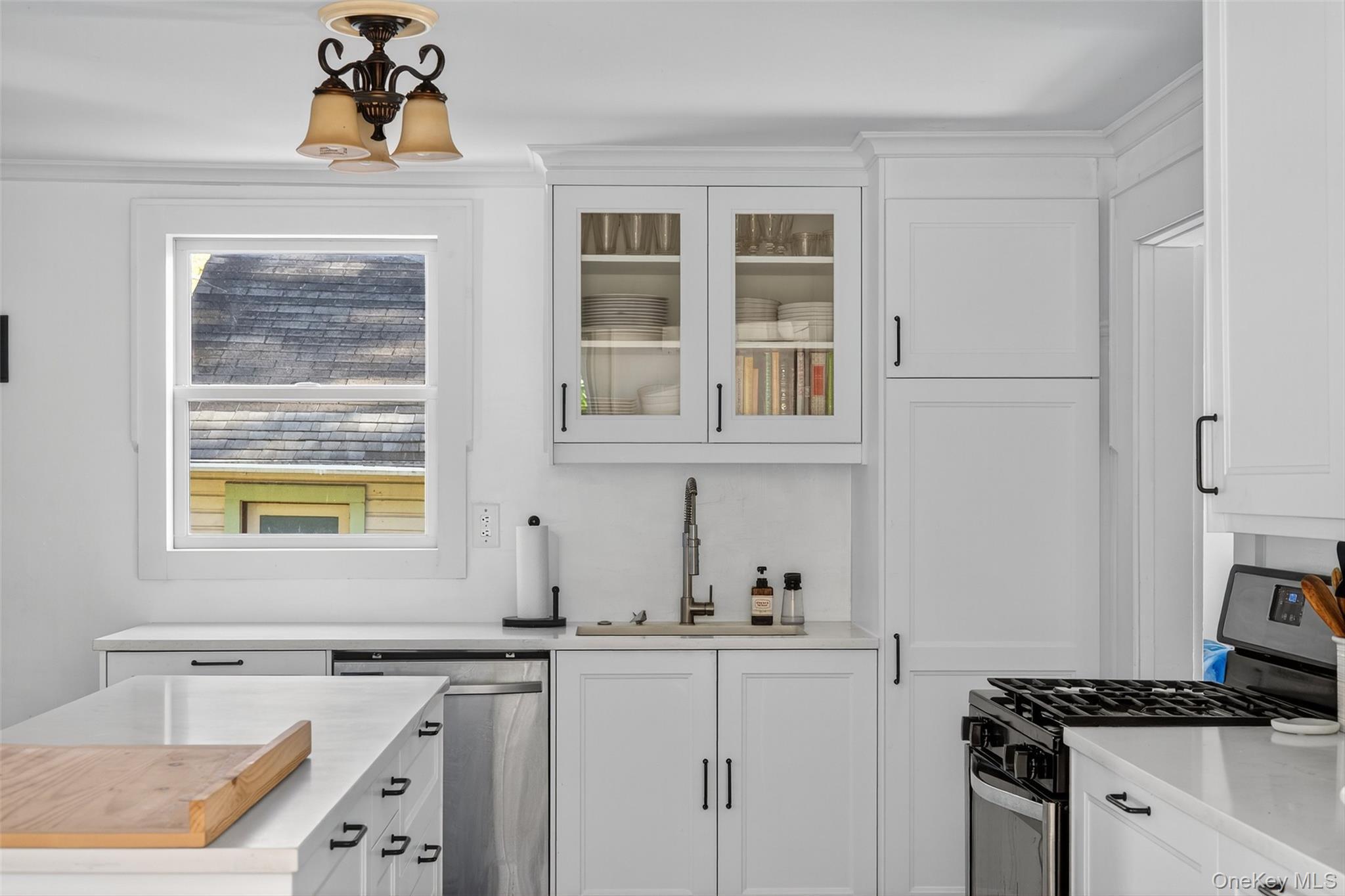 Single Family Whiteport Ulster County, NY 12401, MLS-922275-16