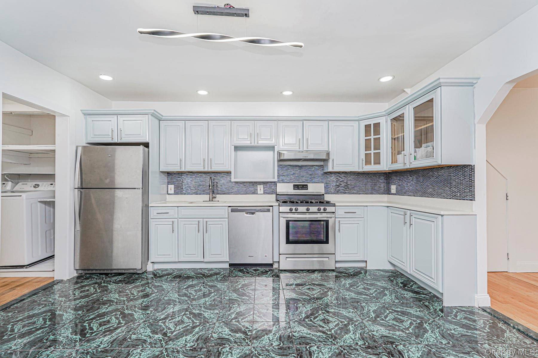 Single Family 39th  Brooklyn, NY 11203, MLS-922295-6