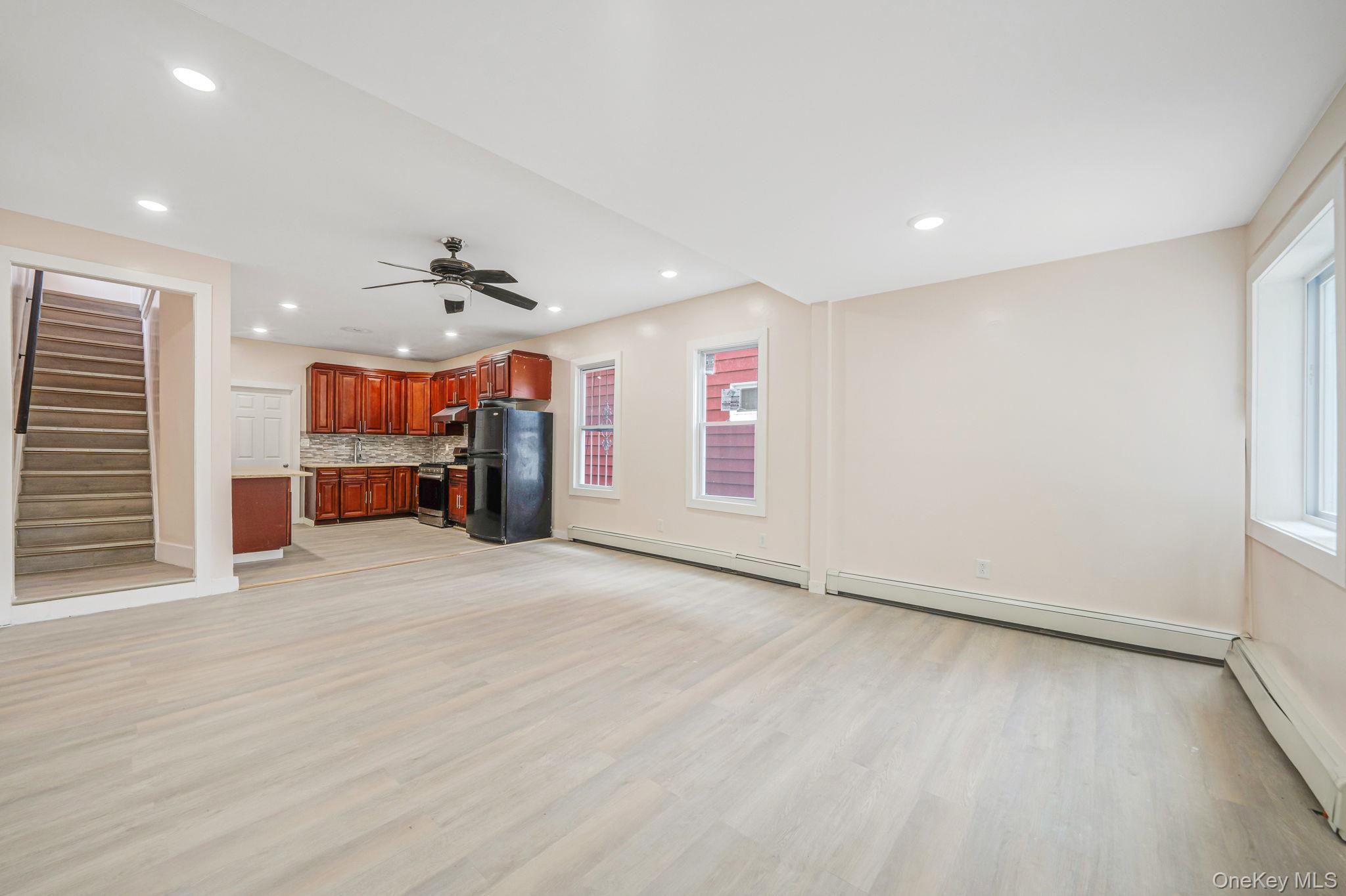 Single Family 116th Queens, NY 11419, MLS-922297-17