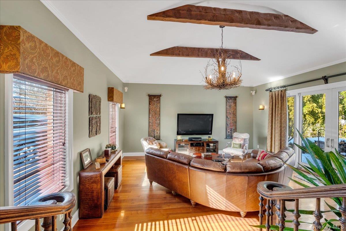 Single Family Pine Hill Nassau County, NY 11020, MLS-922314-17