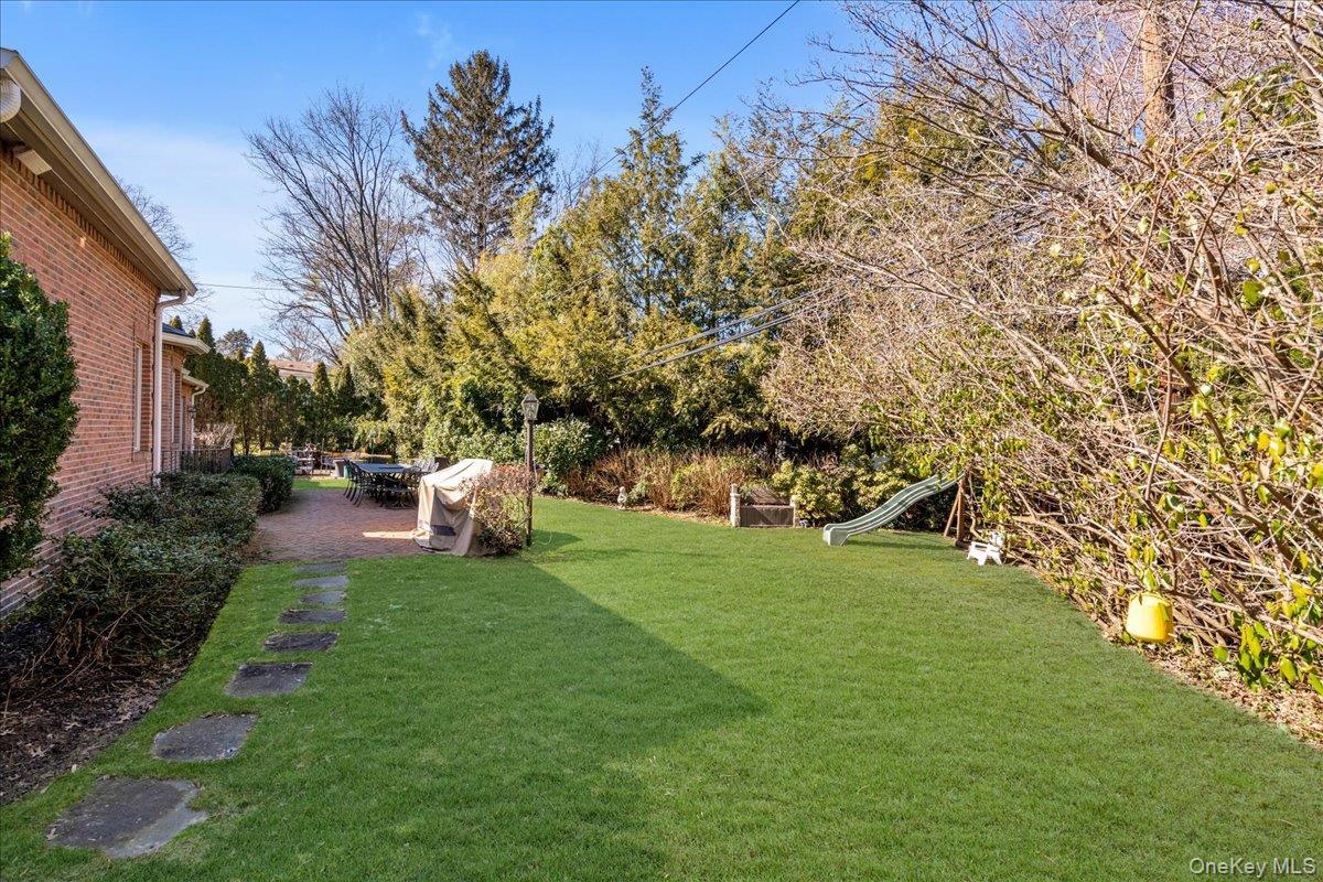 Single Family Pine Hill Nassau County, NY 11020, MLS-922314-41