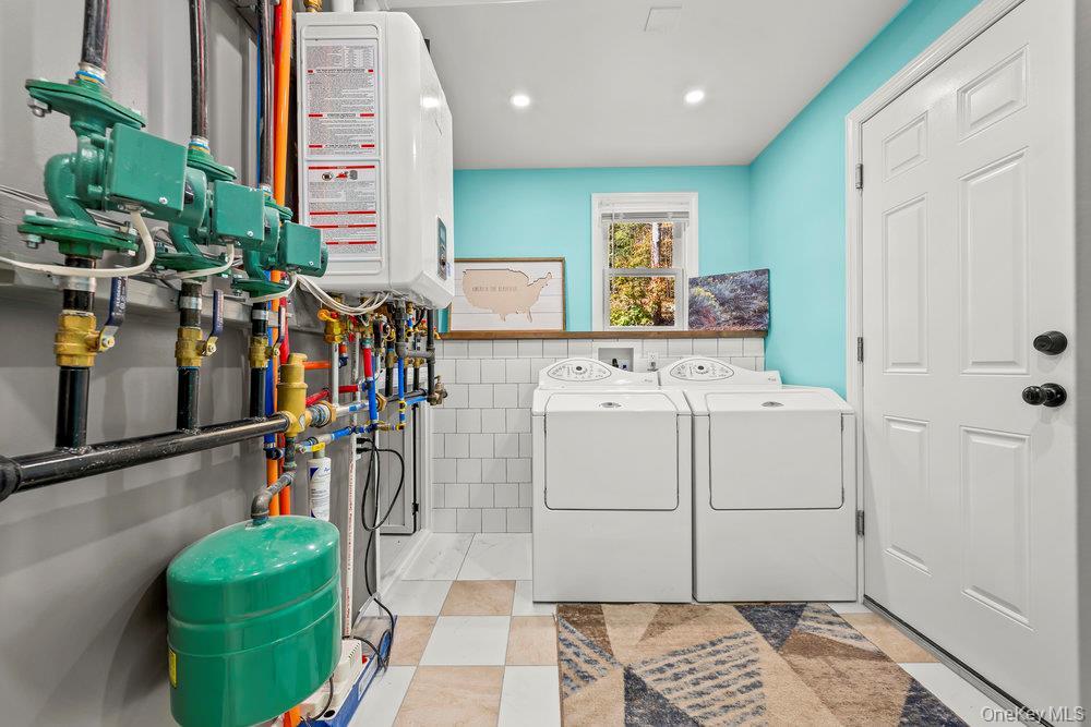 Single Family Lakeview  Dutchess County, NY 12531, MLS-922337-29