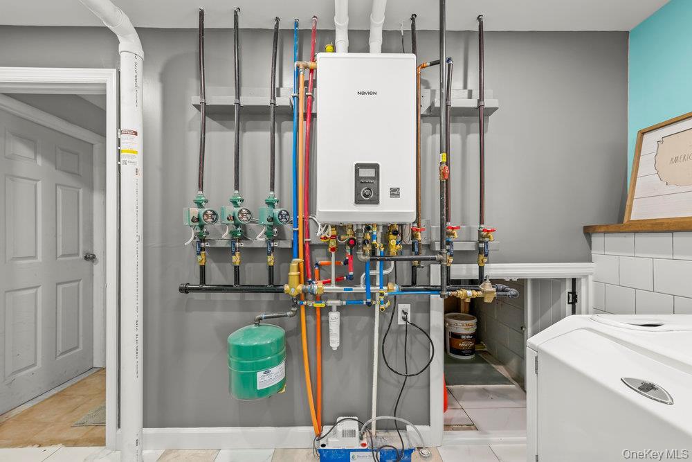 Single Family Lakeview  Dutchess County, NY 12531, MLS-922337-30