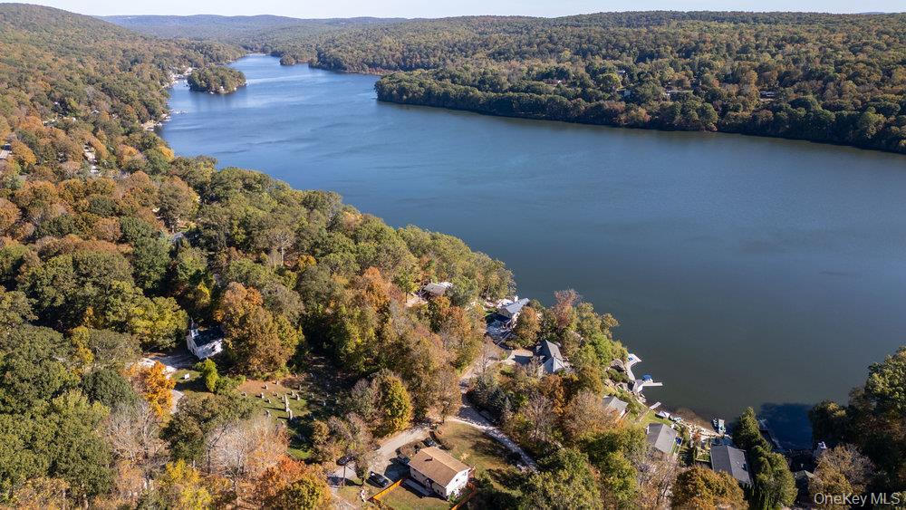 Single Family Lakeview  Dutchess County, NY 12531, MLS-922337-36