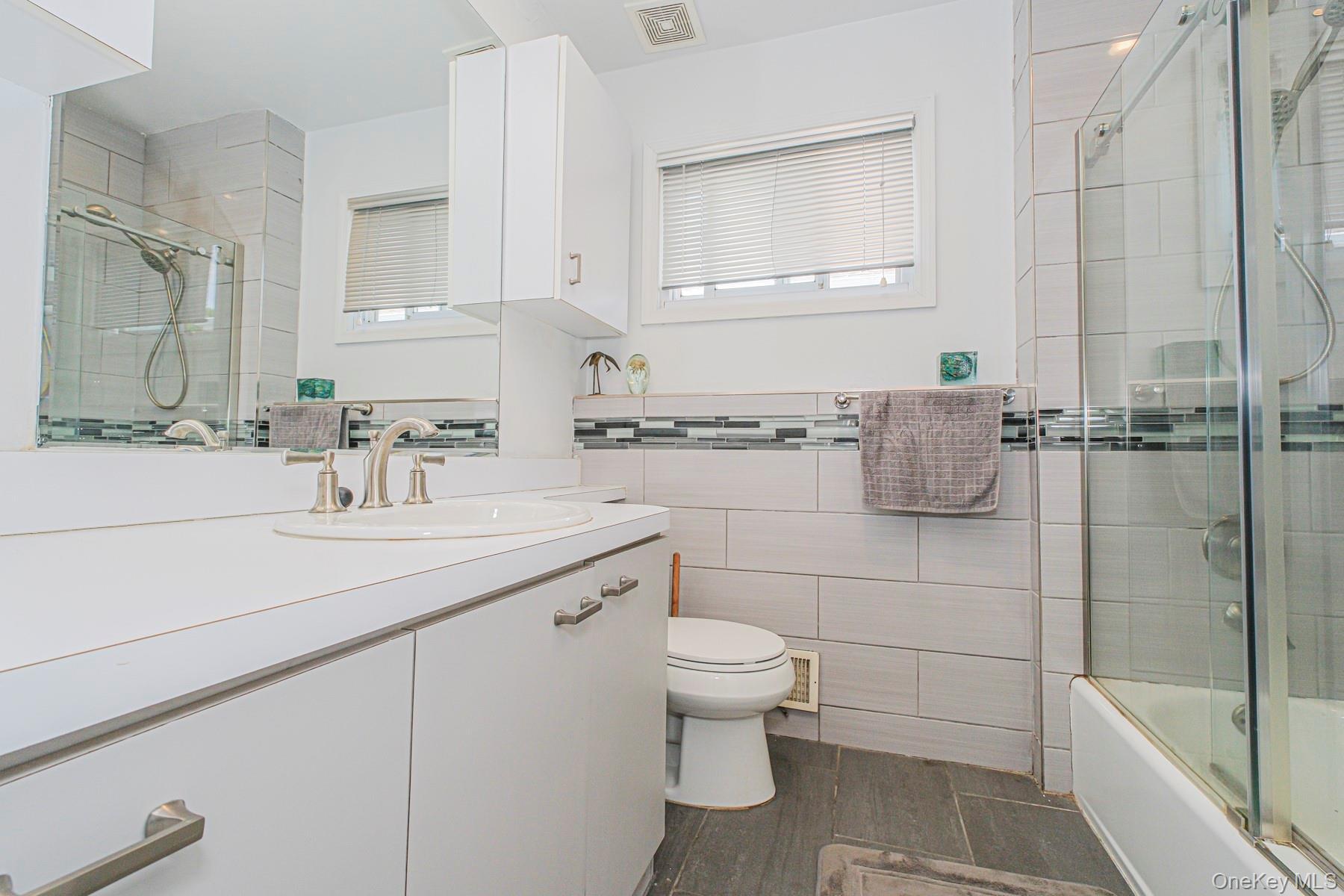 Single Family 70th Brooklyn, NY 11234, MLS-922342-13