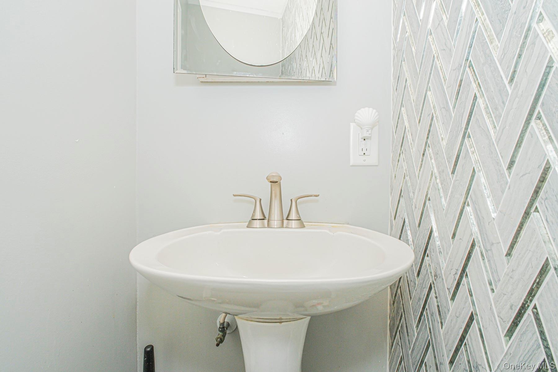 Single Family 70th Brooklyn, NY 11234, MLS-922342-14