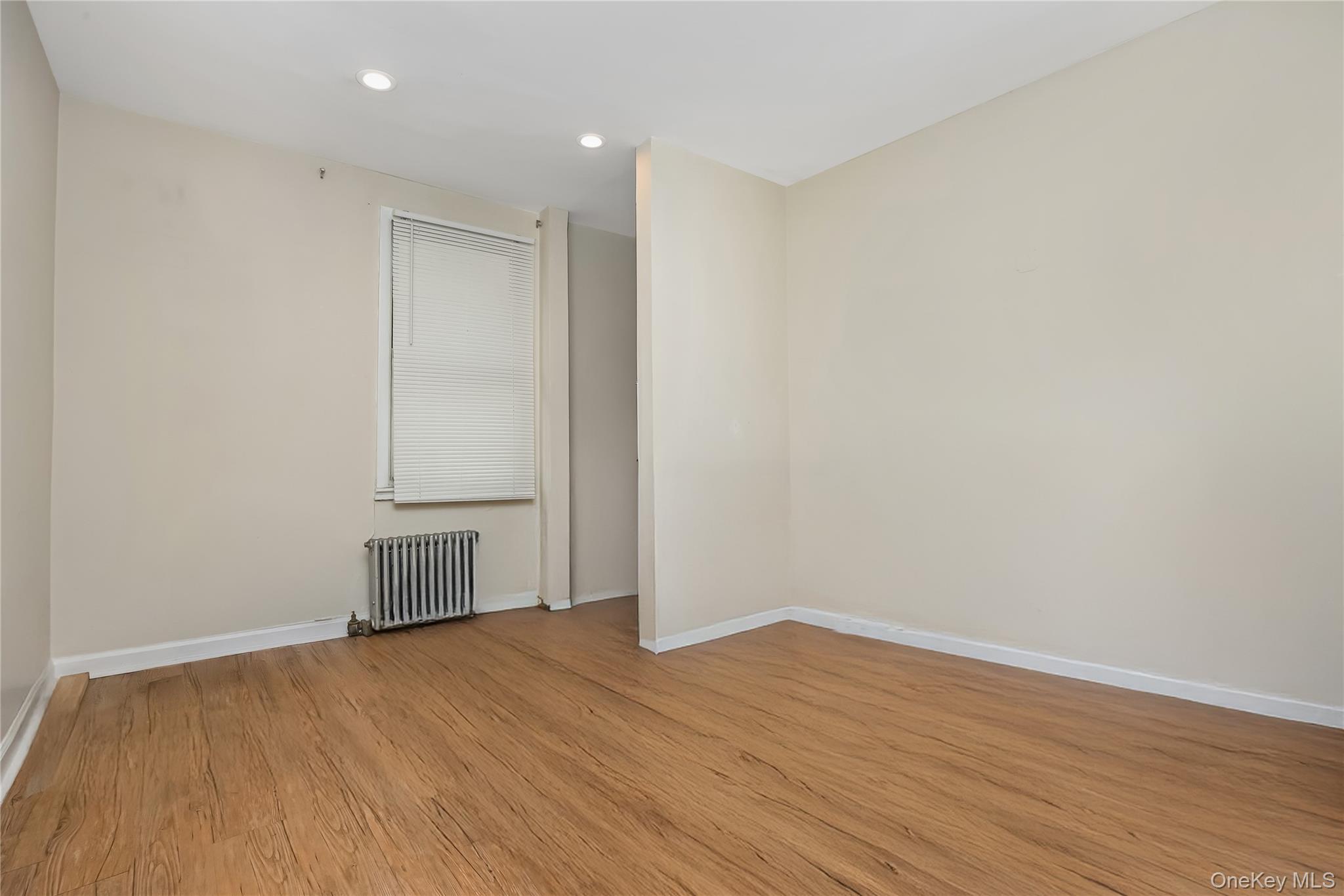 Single Family 124th  Queens, NY 11356, MLS-922353-17