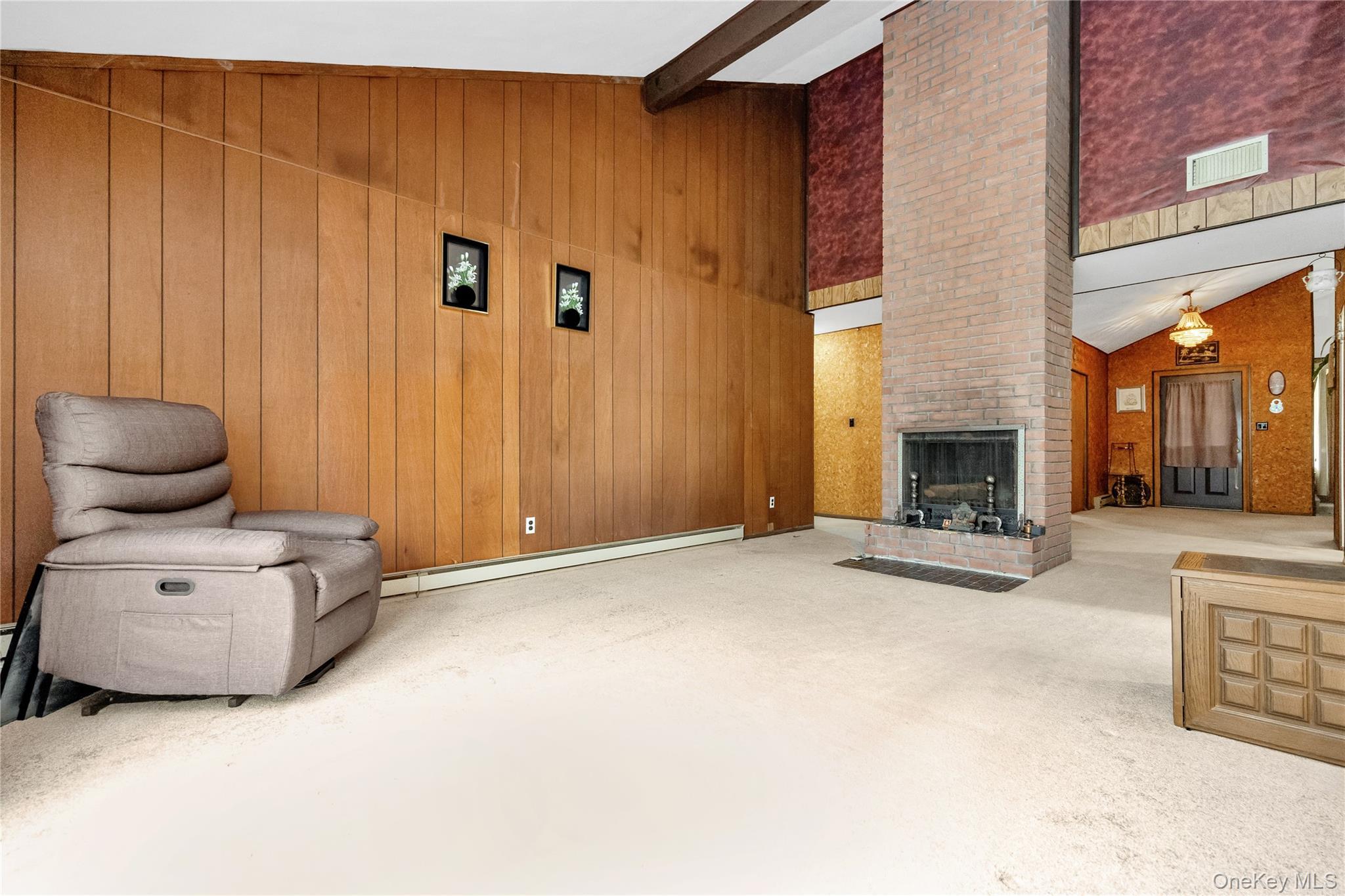 Single Family Mansfield  Nassau County, NY 11762, MLS-922354-21