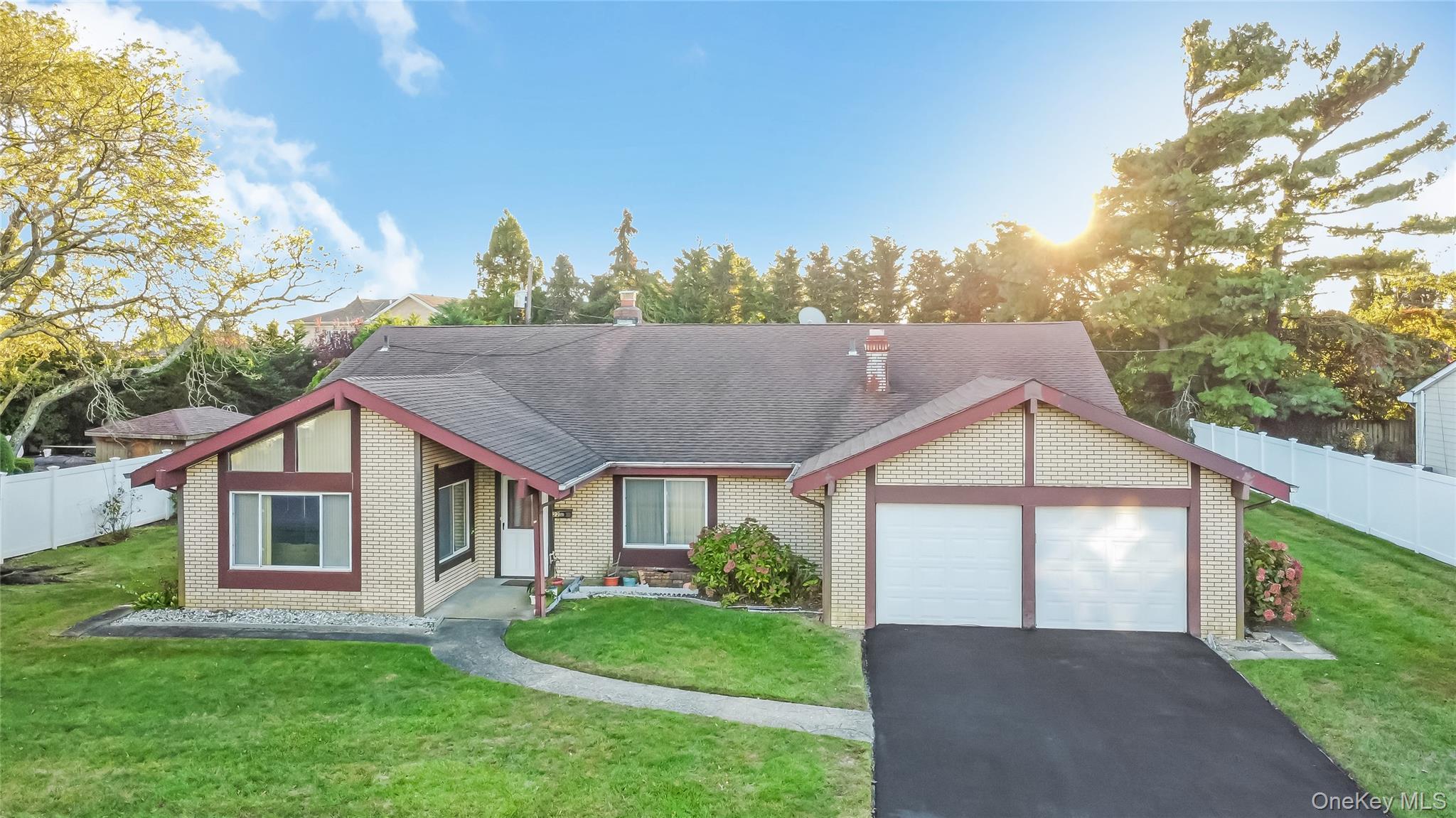 Single Family Mansfield  Nassau County, NY 11762, MLS-922354-37