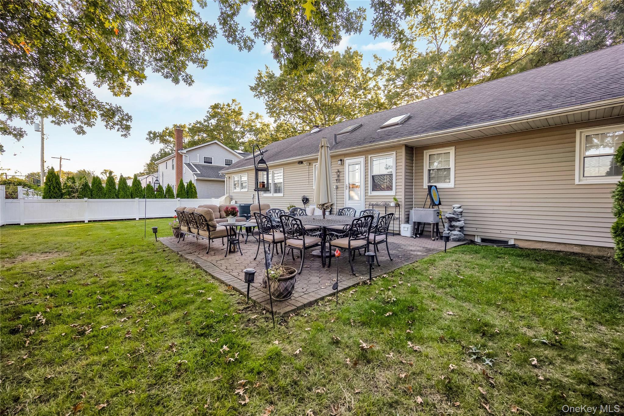 Single Family Brompton Nassau County, NY 11530, MLS-922363-14