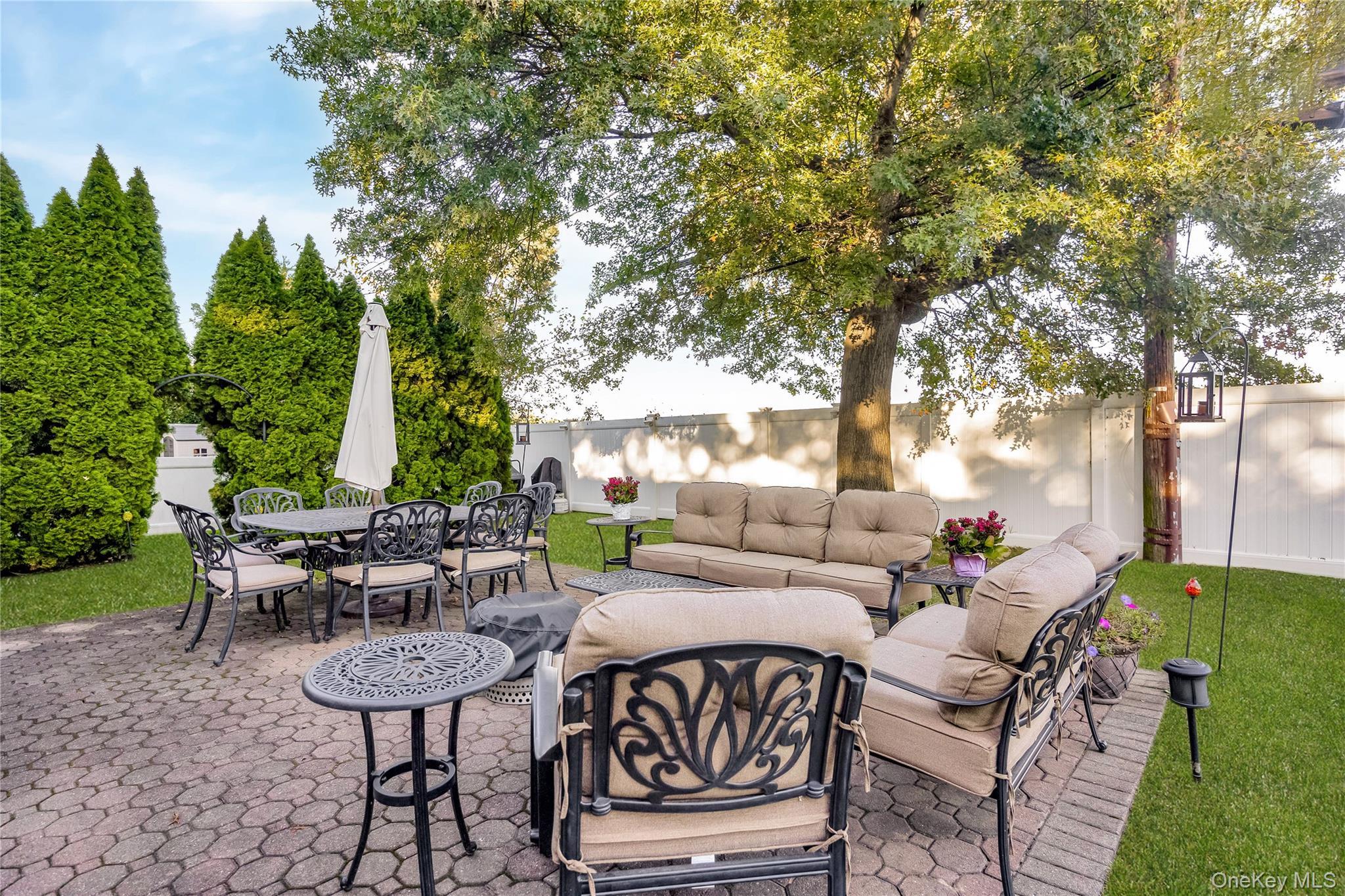 Single Family Brompton Nassau County, NY 11530, MLS-922363-19