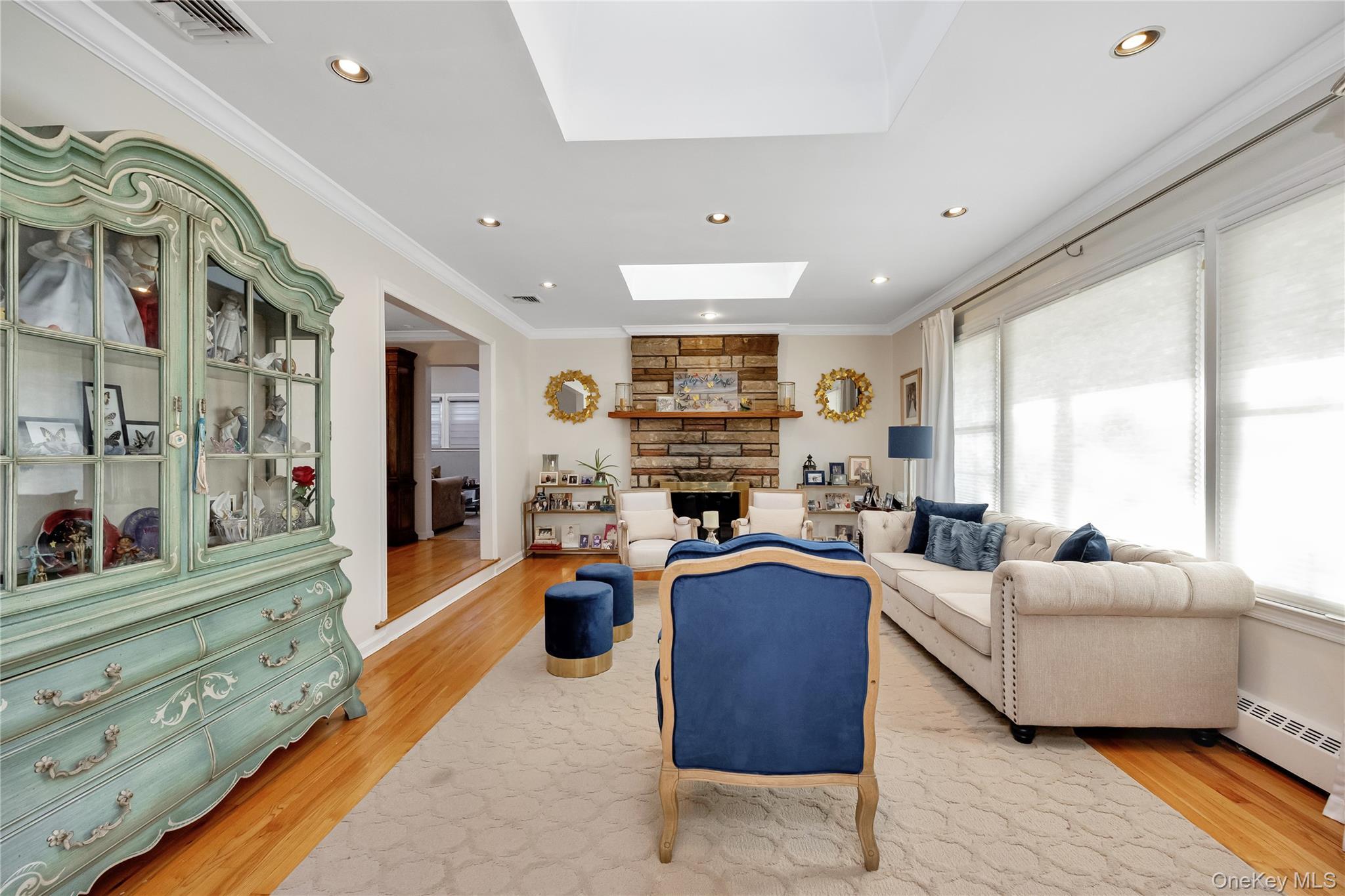 Single Family Brompton Nassau County, NY 11530, MLS-922363-22