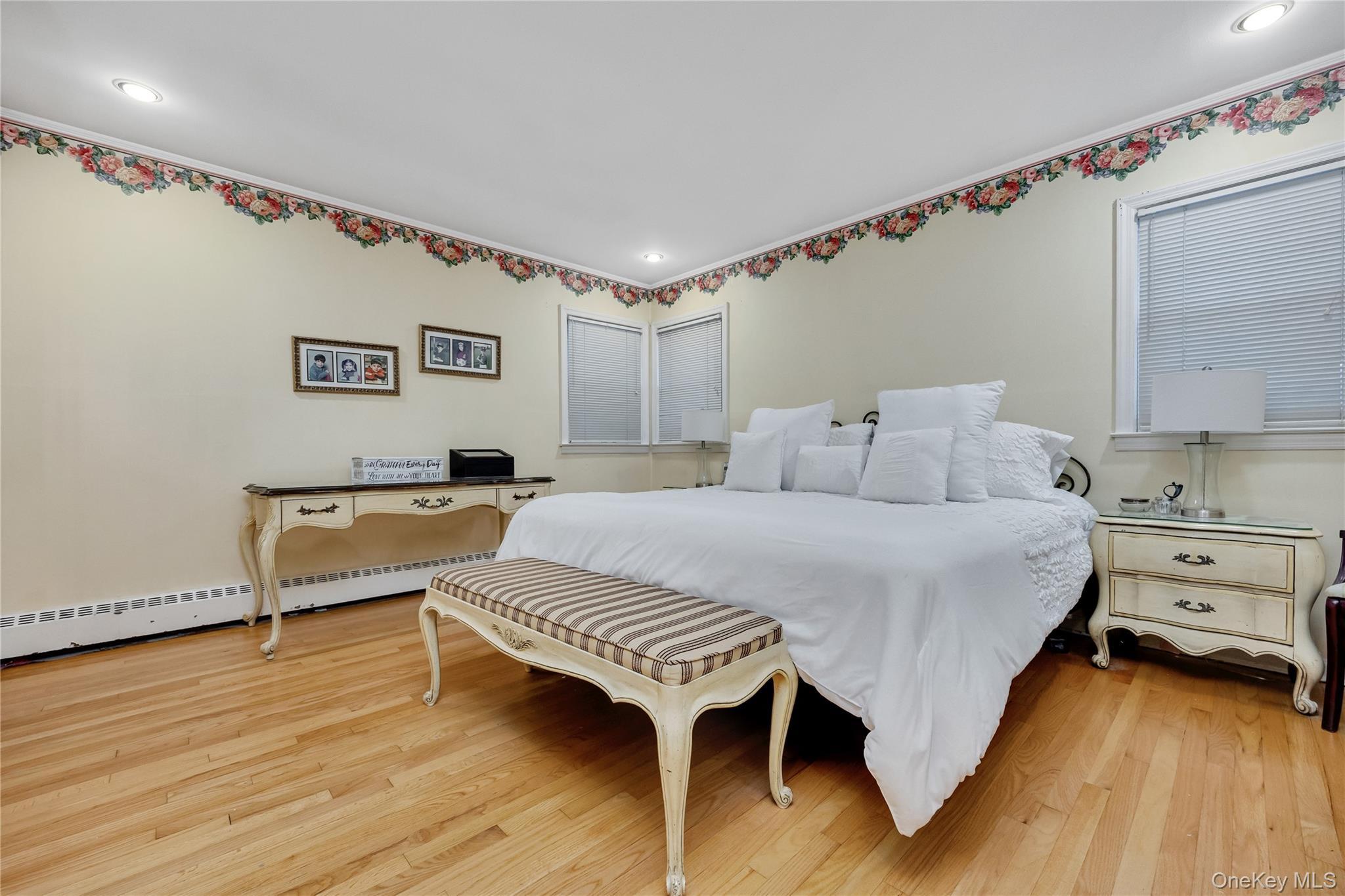 Single Family Brompton Nassau County, NY 11530, MLS-922363-38