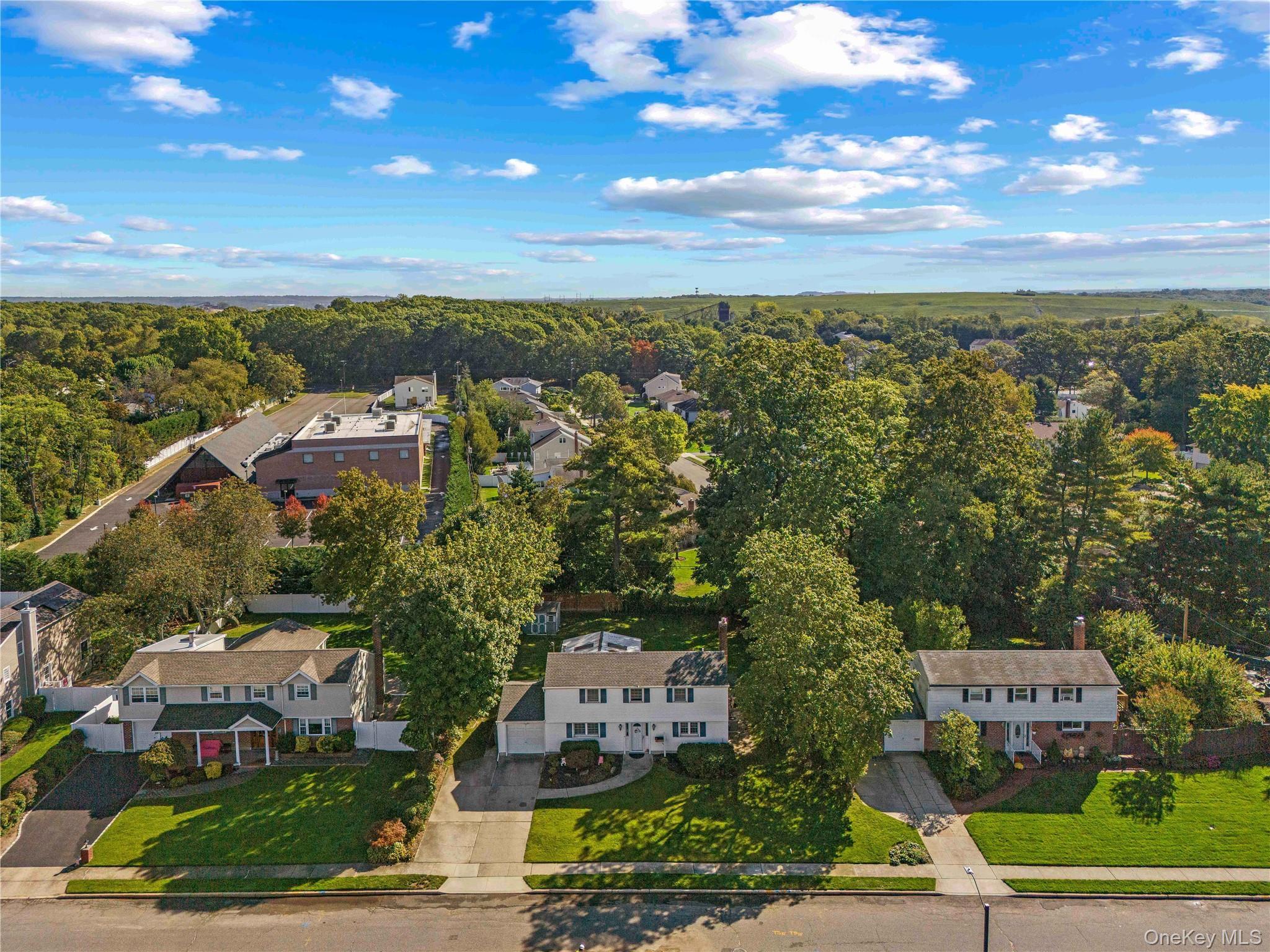 Single Family Oxford  Nassau County, NY 11804, MLS-922366-3