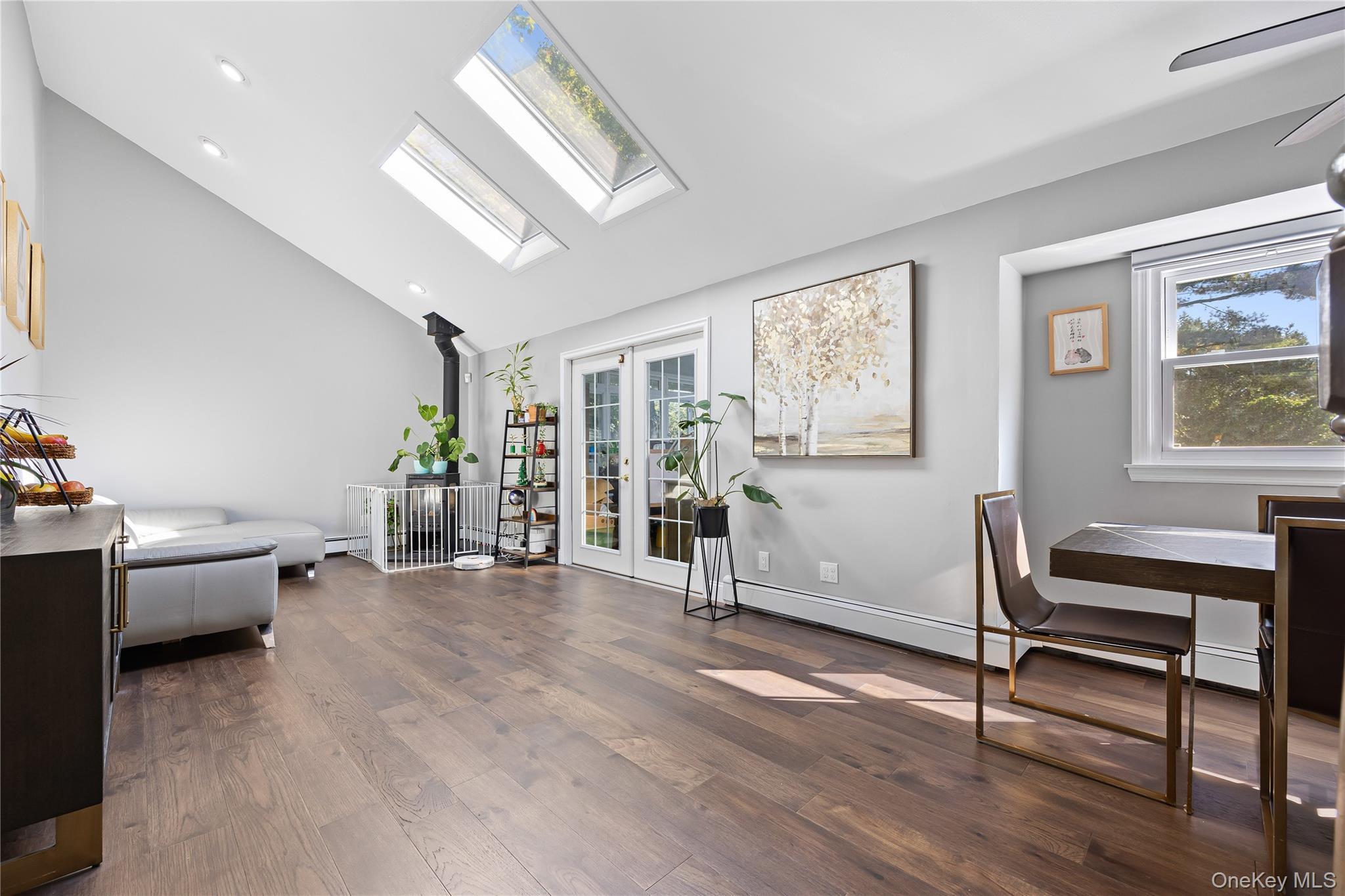 Single Family Oxford  Nassau County, NY 11804, MLS-922366-5