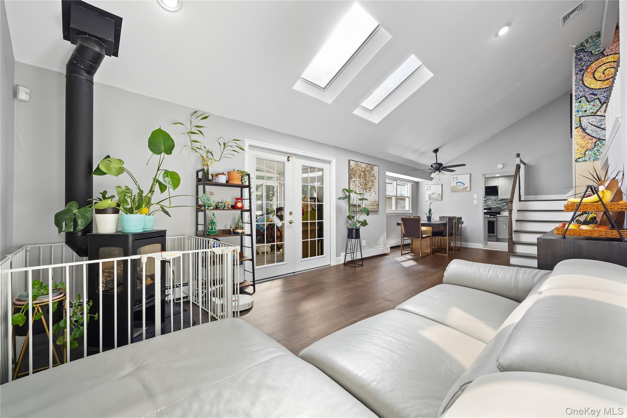 Single Family Oxford  Nassau County, NY 11804, MLS-922366-6