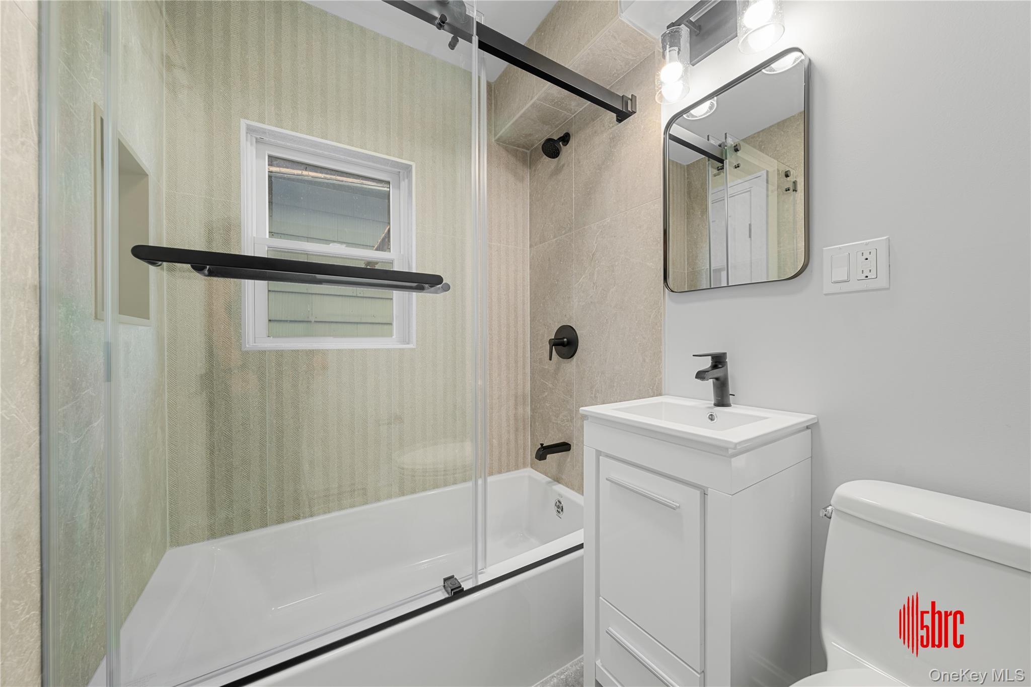 Single Family E 92nd Street Brooklyn, NY 11236, MLS-922370-14