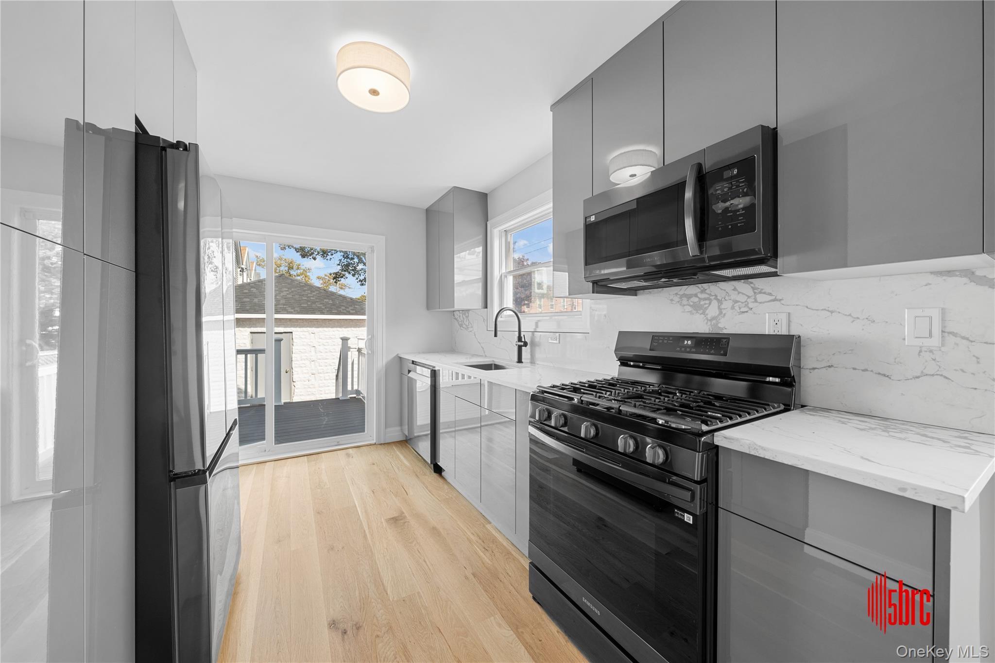 Single Family E 92nd Street Brooklyn, NY 11236, MLS-922370-18