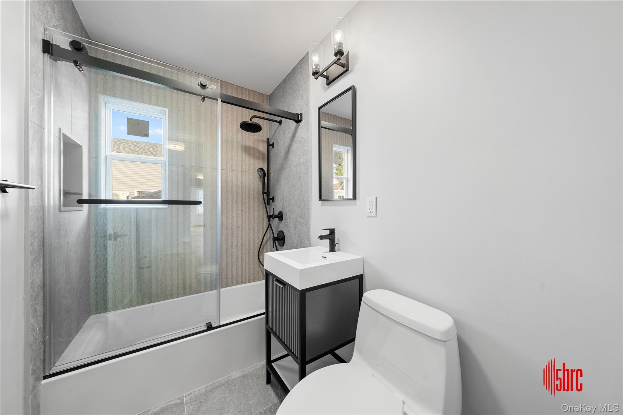 Single Family E 92nd Street Brooklyn, NY 11236, MLS-922370-22