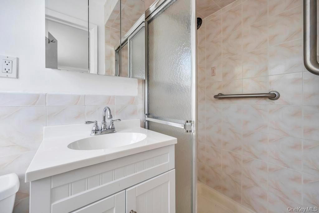 Single Family Hyacinth  Nassau County, NY 11590, MLS-922375-13