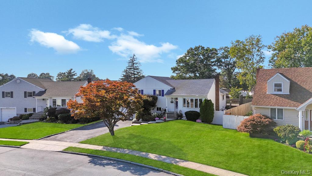 Single Family Hyacinth  Nassau County, NY 11590, MLS-922375-28