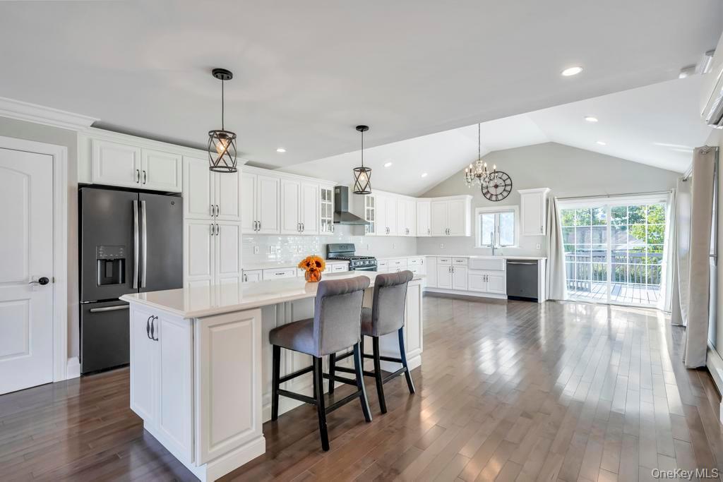 Single Family Hyacinth  Nassau County, NY 11590, MLS-922375-3