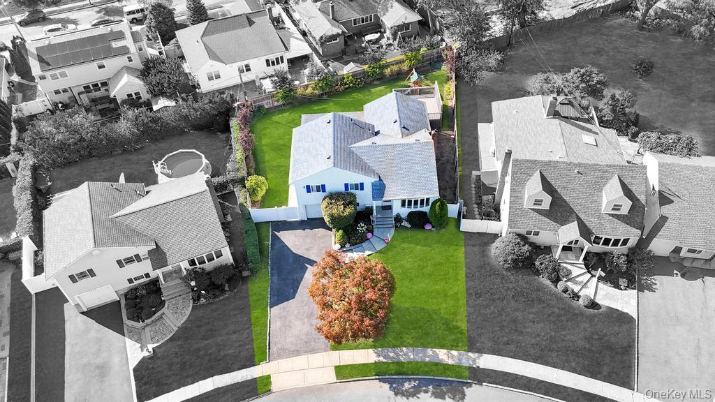 Single Family Hyacinth  Nassau County, NY 11590, MLS-922375-32