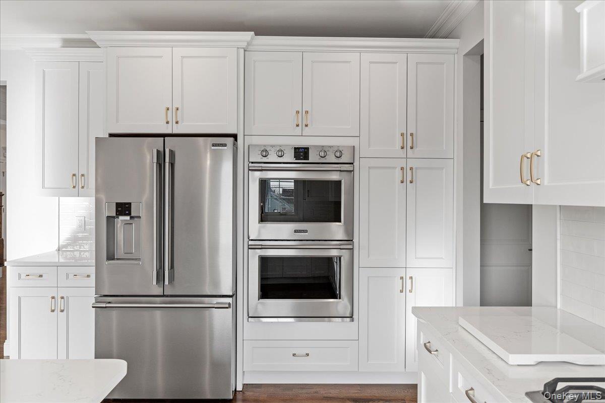 Single Family Cedar  Nassau County, NY 11758, MLS-922395-16