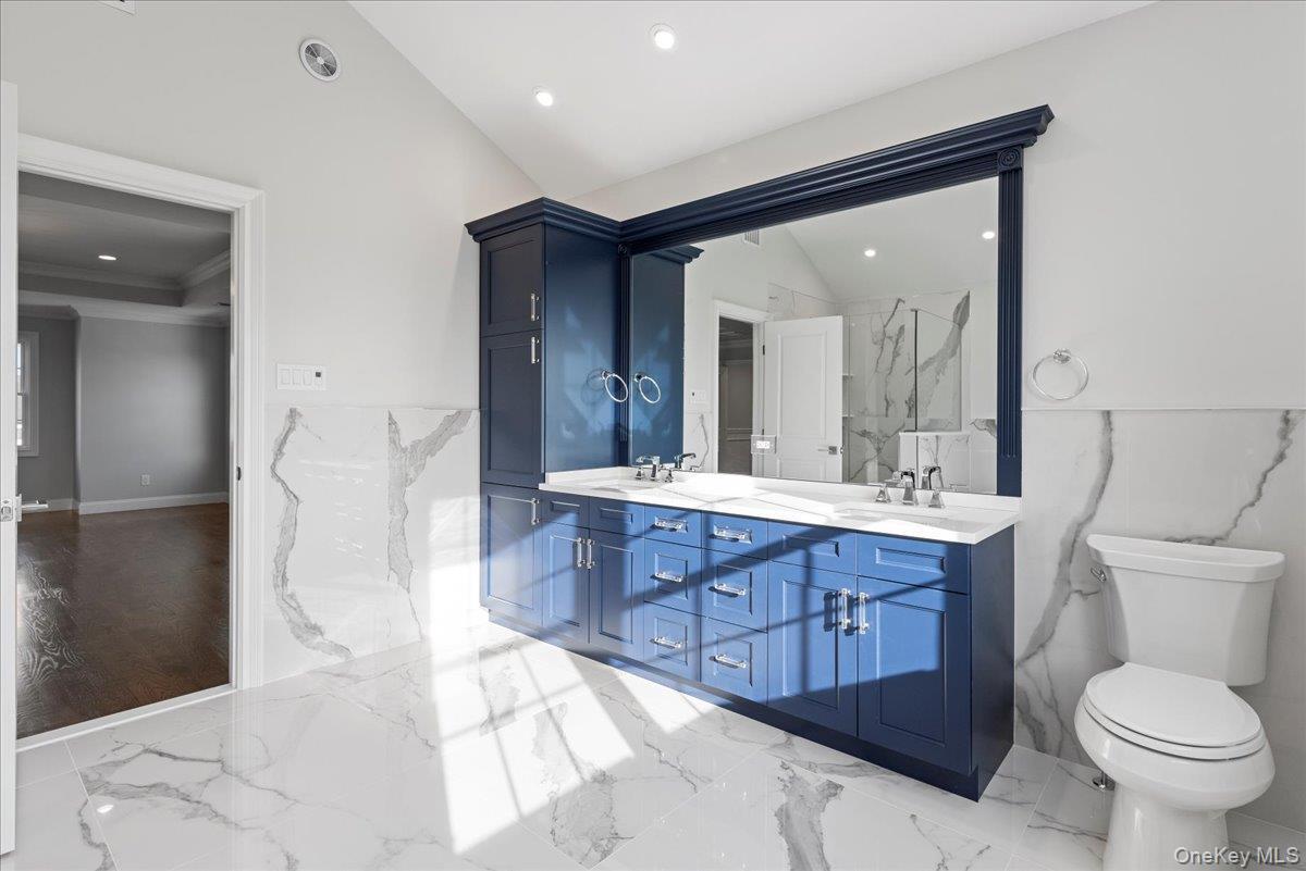 Single Family Cedar  Nassau County, NY 11758, MLS-922395-36