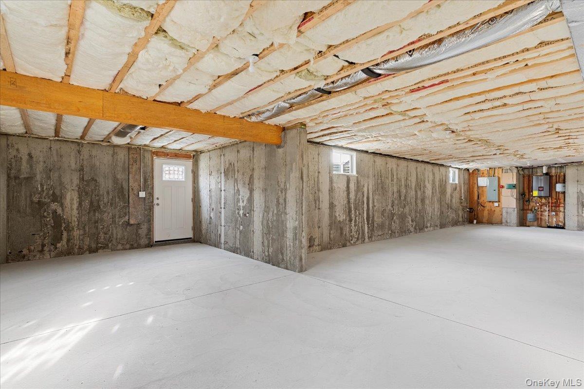 Single Family Cedar  Nassau County, NY 11758, MLS-922395-43