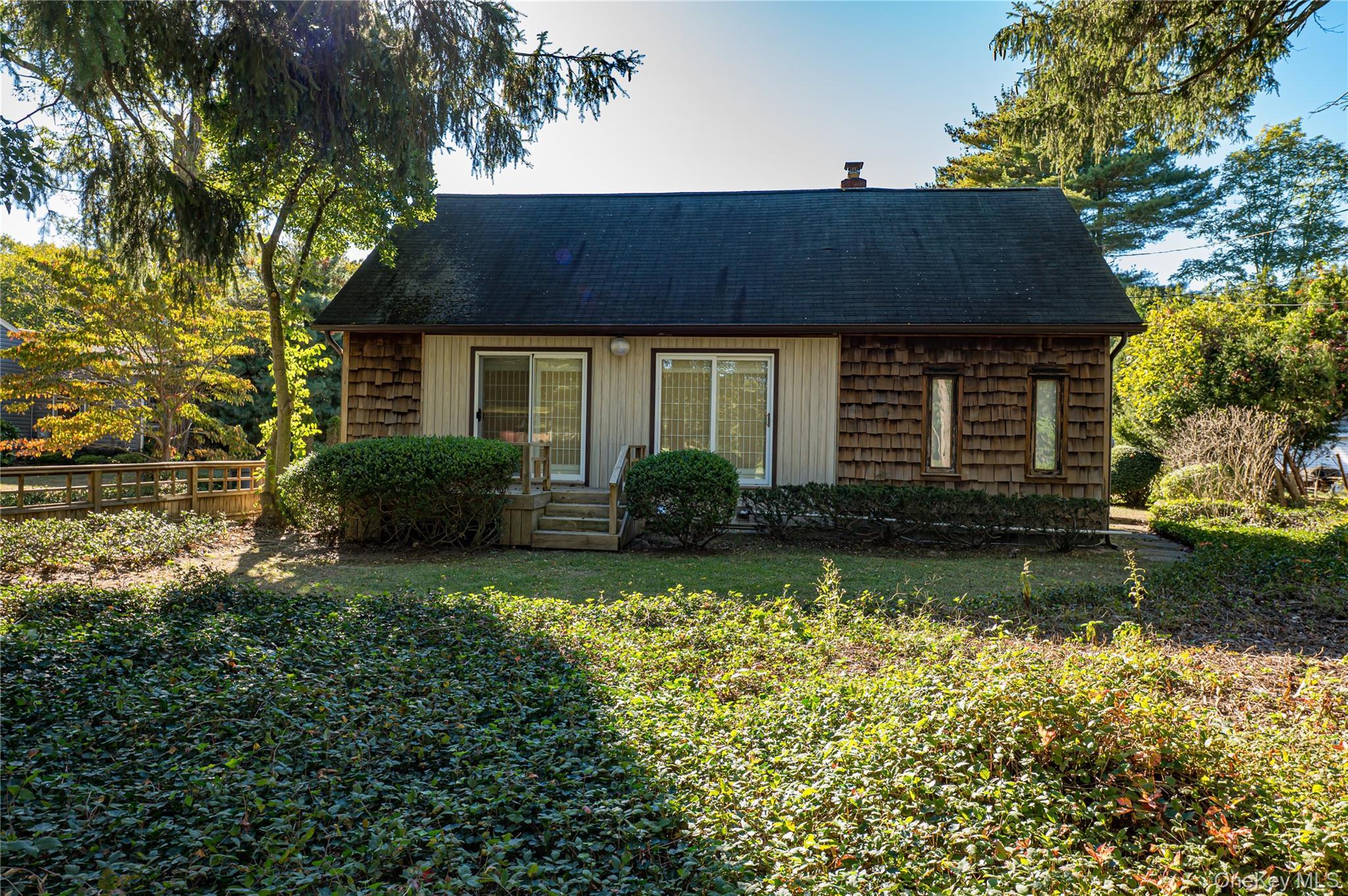 Single Family Evergreen  Suffolk County, NY 11788, MLS-922423-2