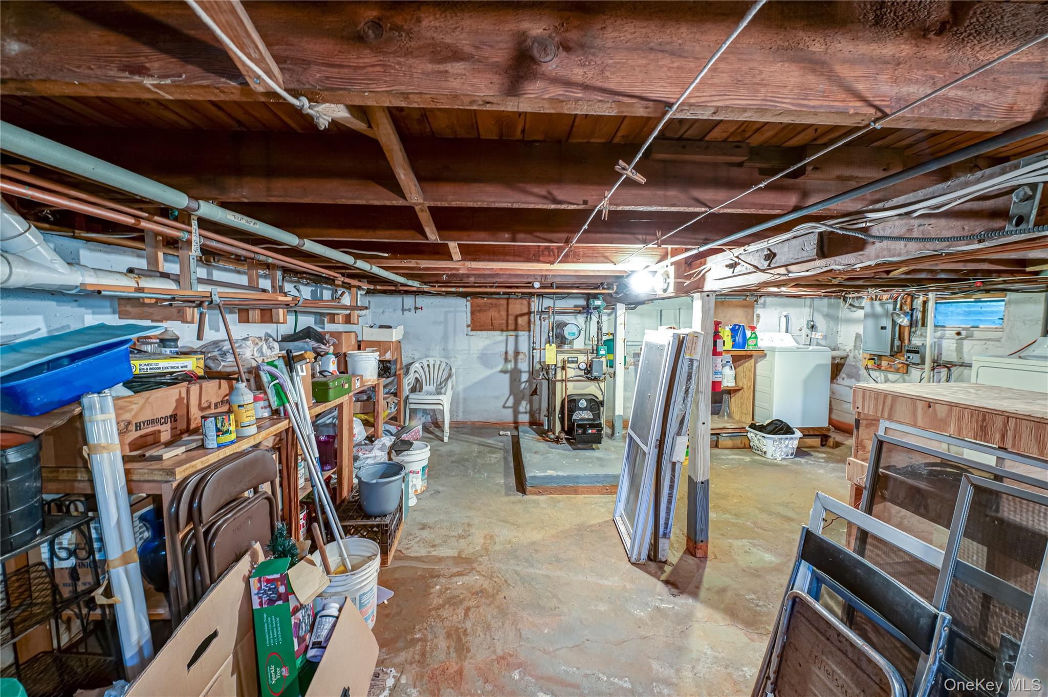 Single Family Evergreen  Suffolk County, NY 11788, MLS-922423-26