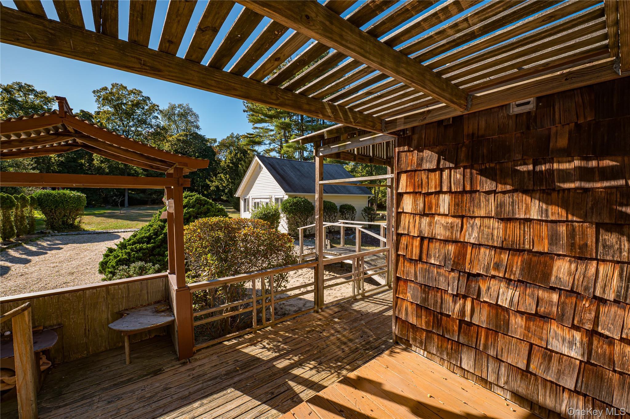 Single Family Evergreen  Suffolk County, NY 11788, MLS-922423-30