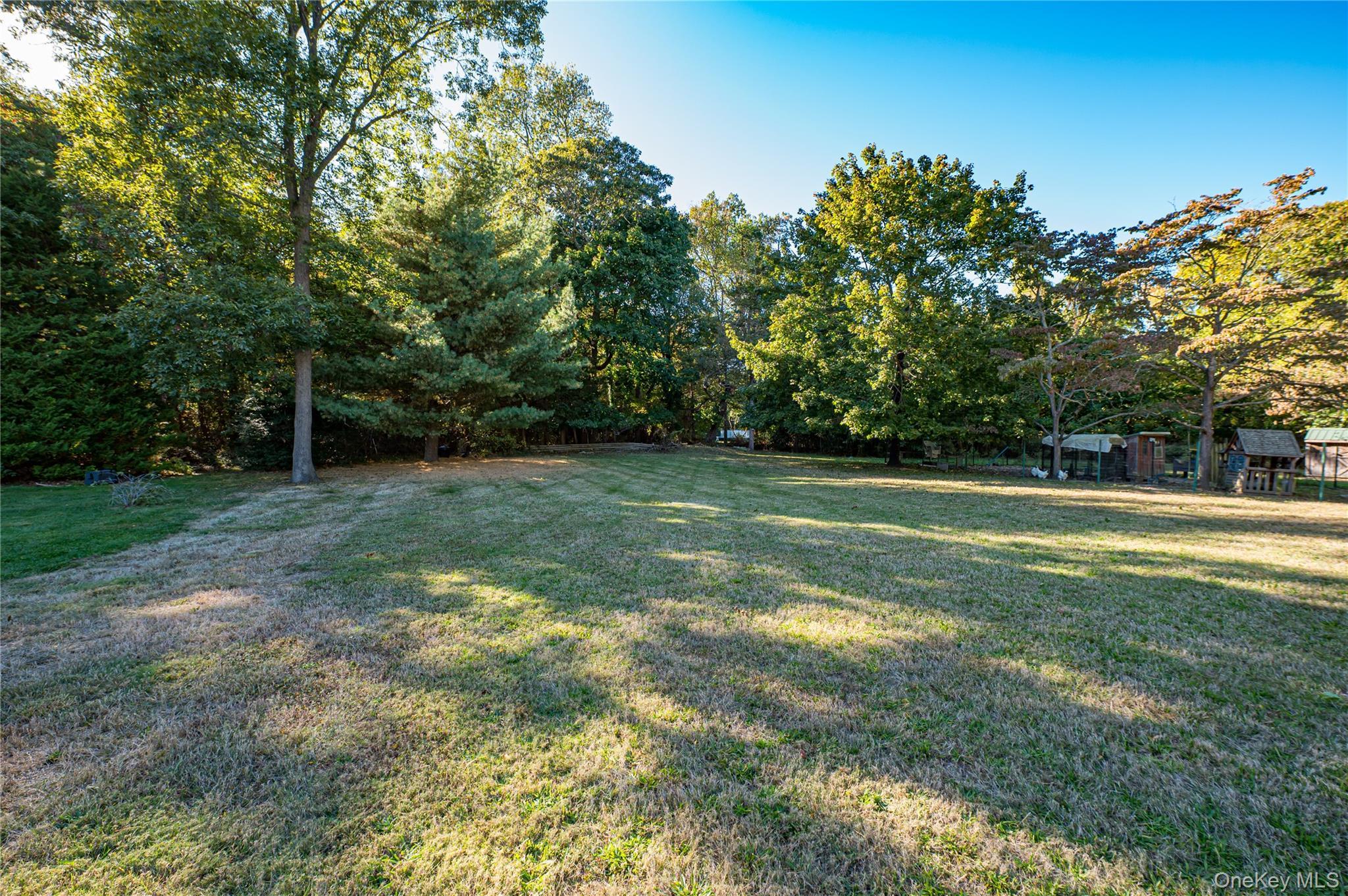 Single Family Evergreen  Suffolk County, NY 11788, MLS-922423-37