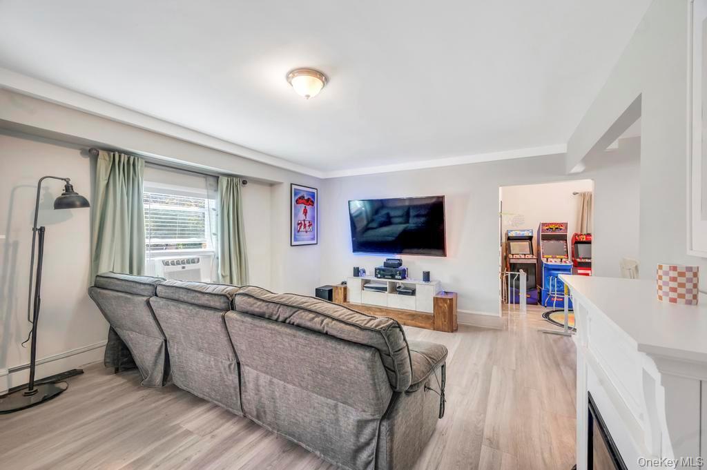 Single Family Boyle  Suffolk County, NY 11784, MLS-922438-10