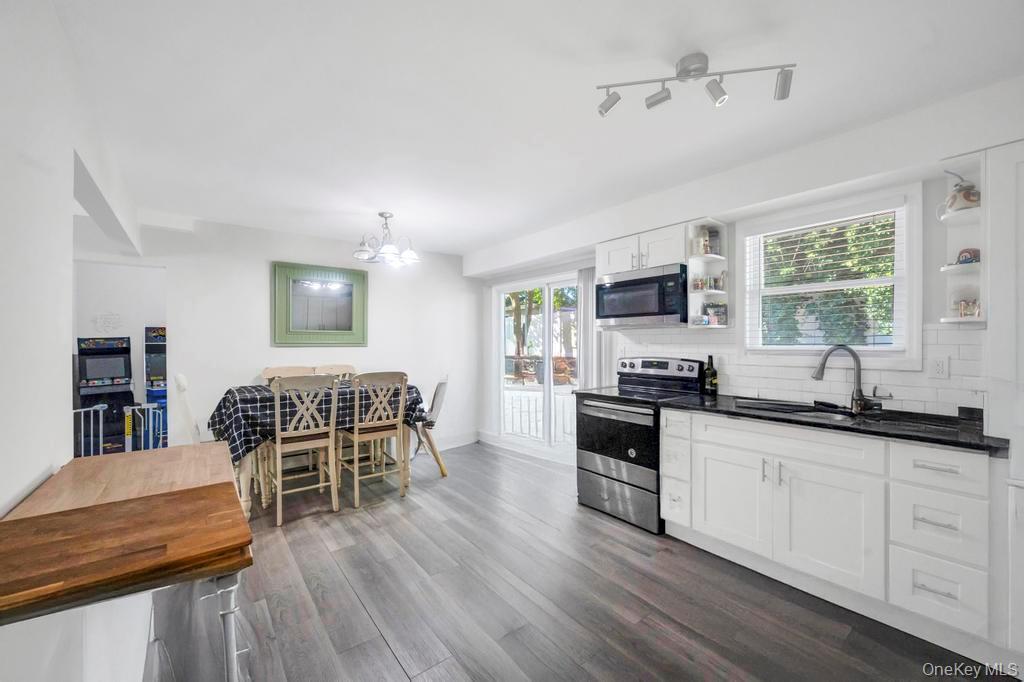 Single Family Boyle  Suffolk County, NY 11784, MLS-922438-17