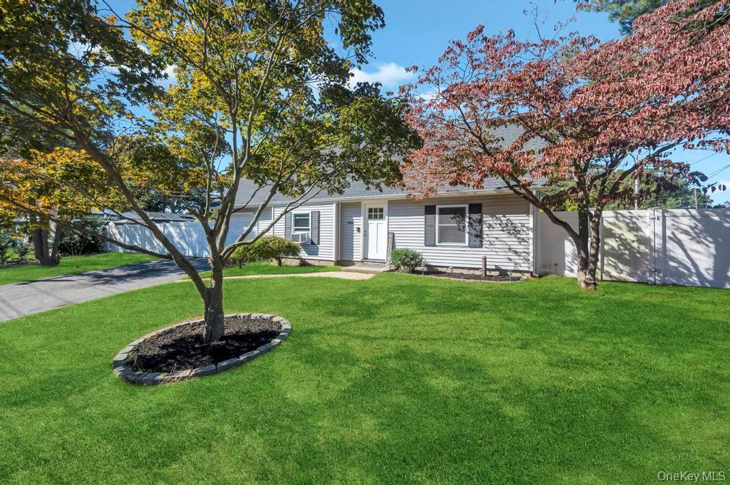 Single Family Boyle  Suffolk County, NY 11784, MLS-922438-2