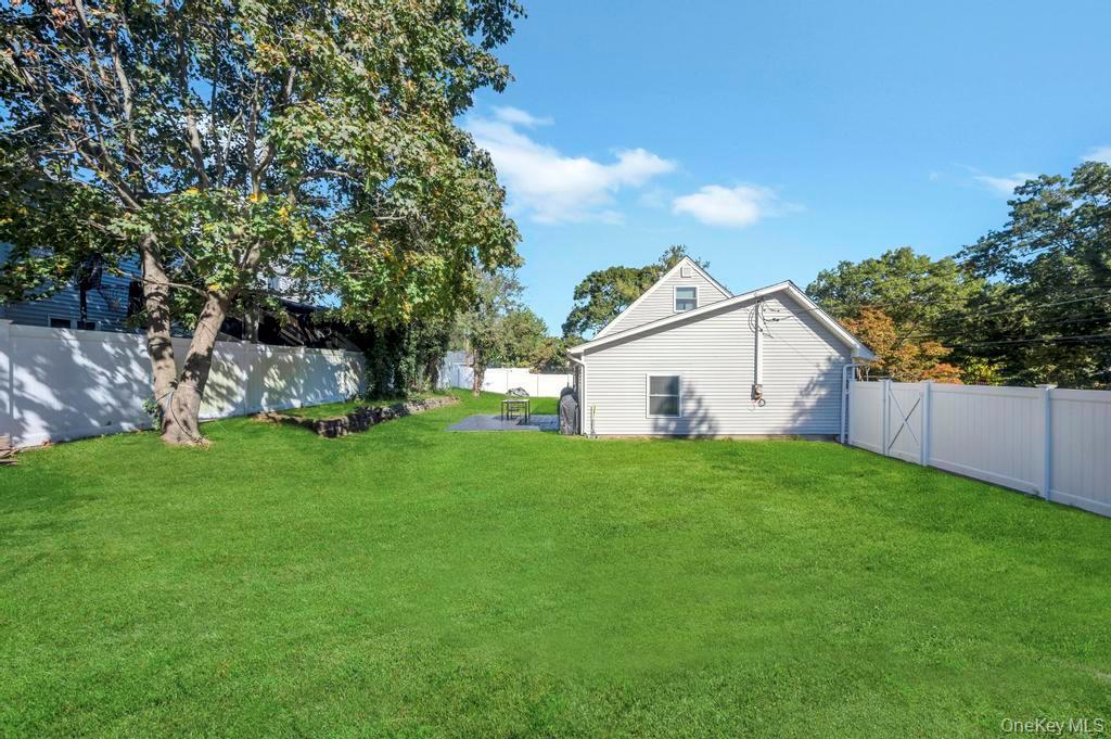 Single Family Boyle  Suffolk County, NY 11784, MLS-922438-5