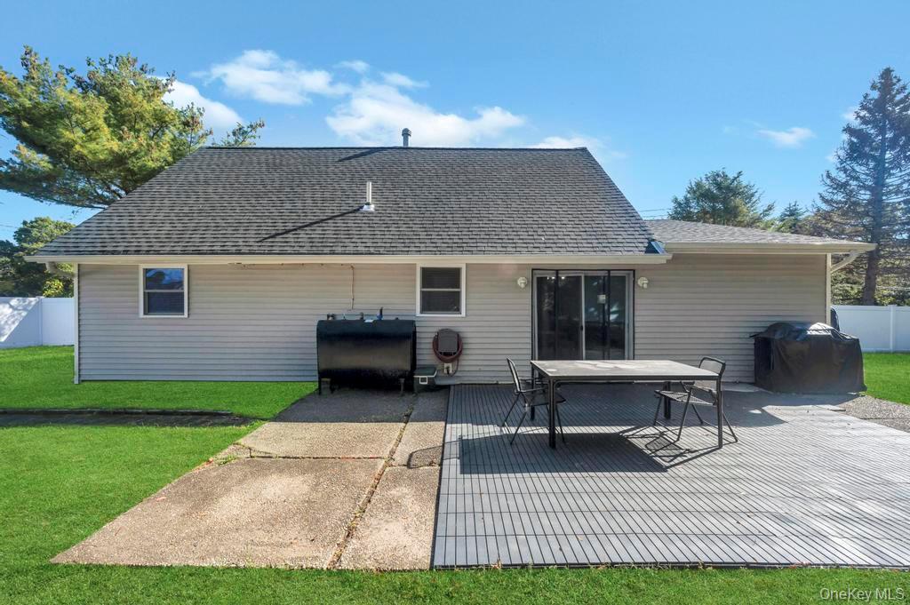 Single Family Boyle  Suffolk County, NY 11784, MLS-922438-6