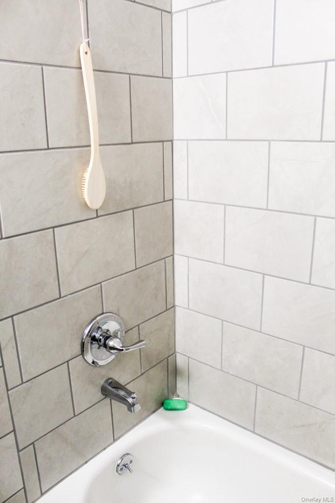 Single Family University Heights Suffolk County, NY 11790, MLS-922451-11