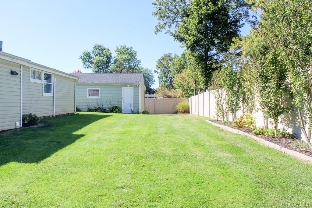 Single Family University Heights Suffolk County, NY 11790, MLS-922451-19