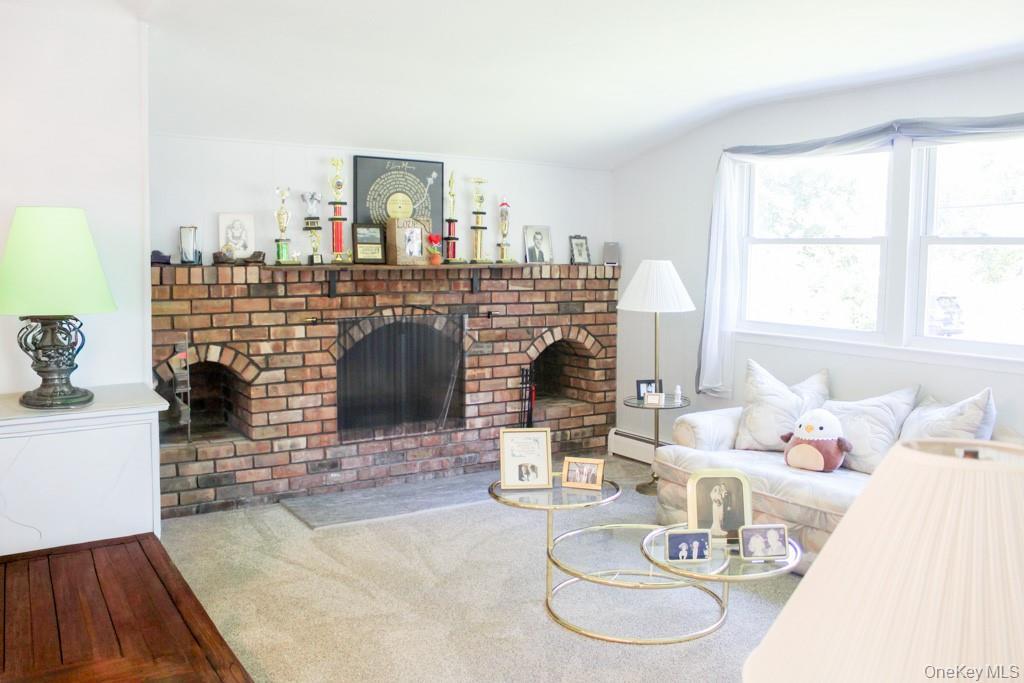 Single Family University Heights Suffolk County, NY 11790, MLS-922451-6