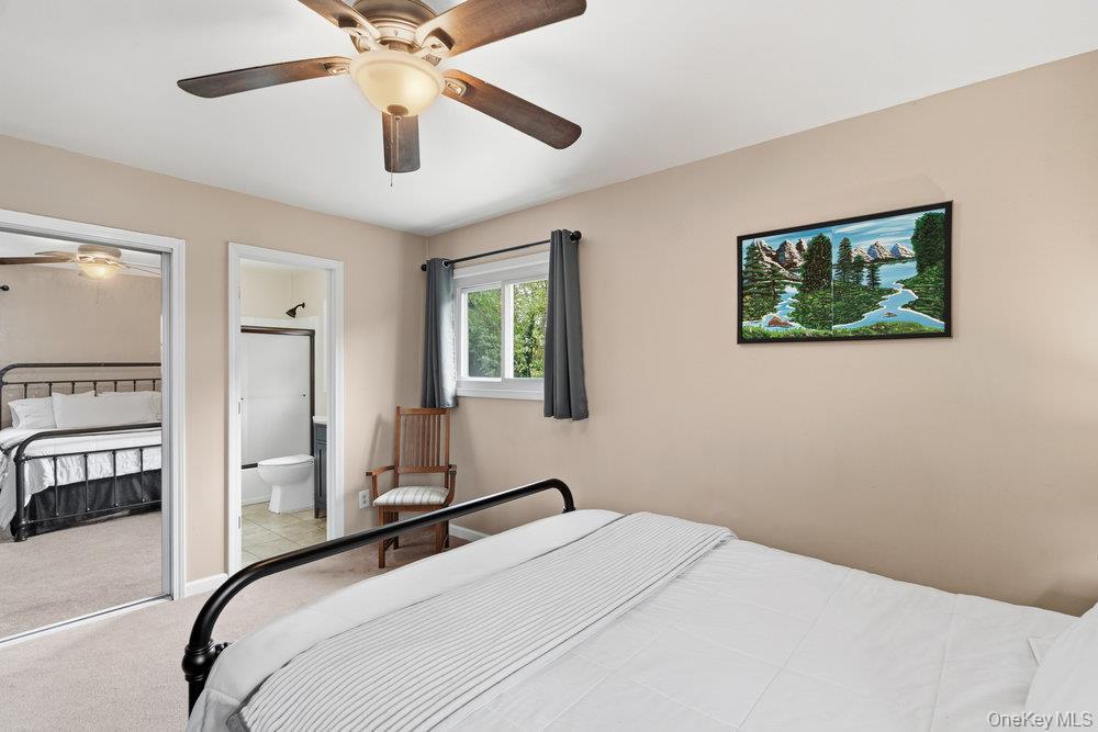 Single Family Riverdale  Suffolk County, NY 11769, MLS-922453-23