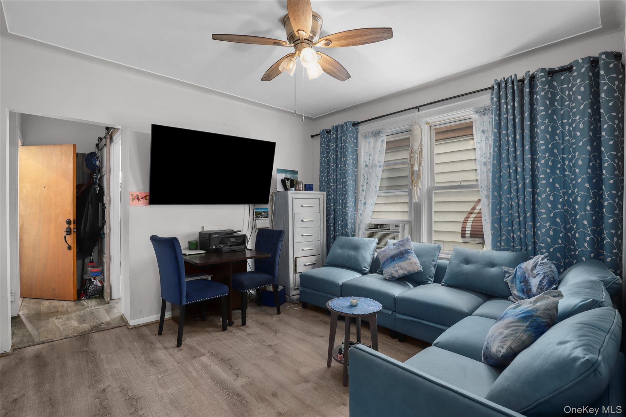 Single Family Randall  Bronx, NY 10465, MLS-922474-12