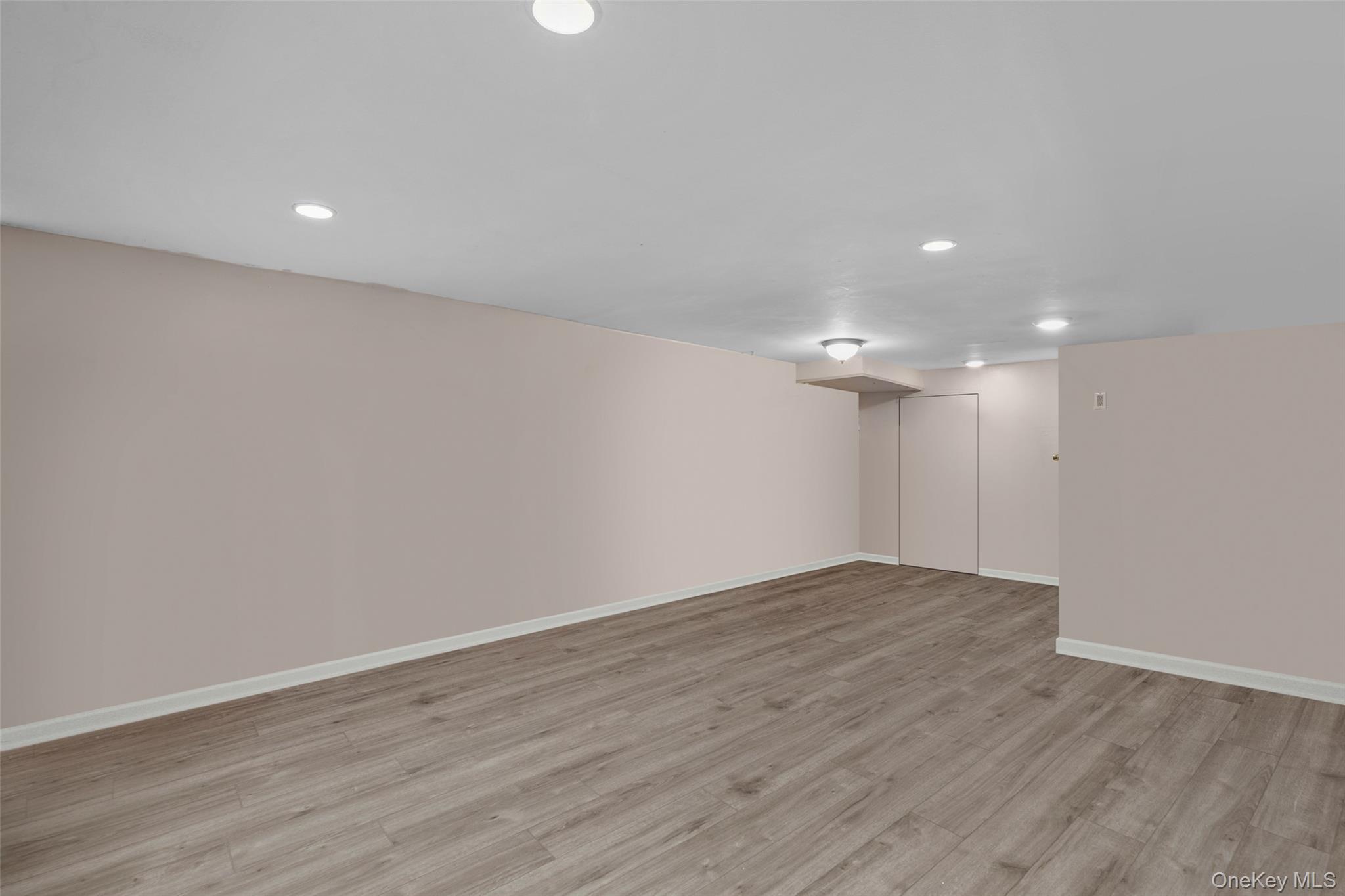 Single Family Randall  Bronx, NY 10465, MLS-922474-20