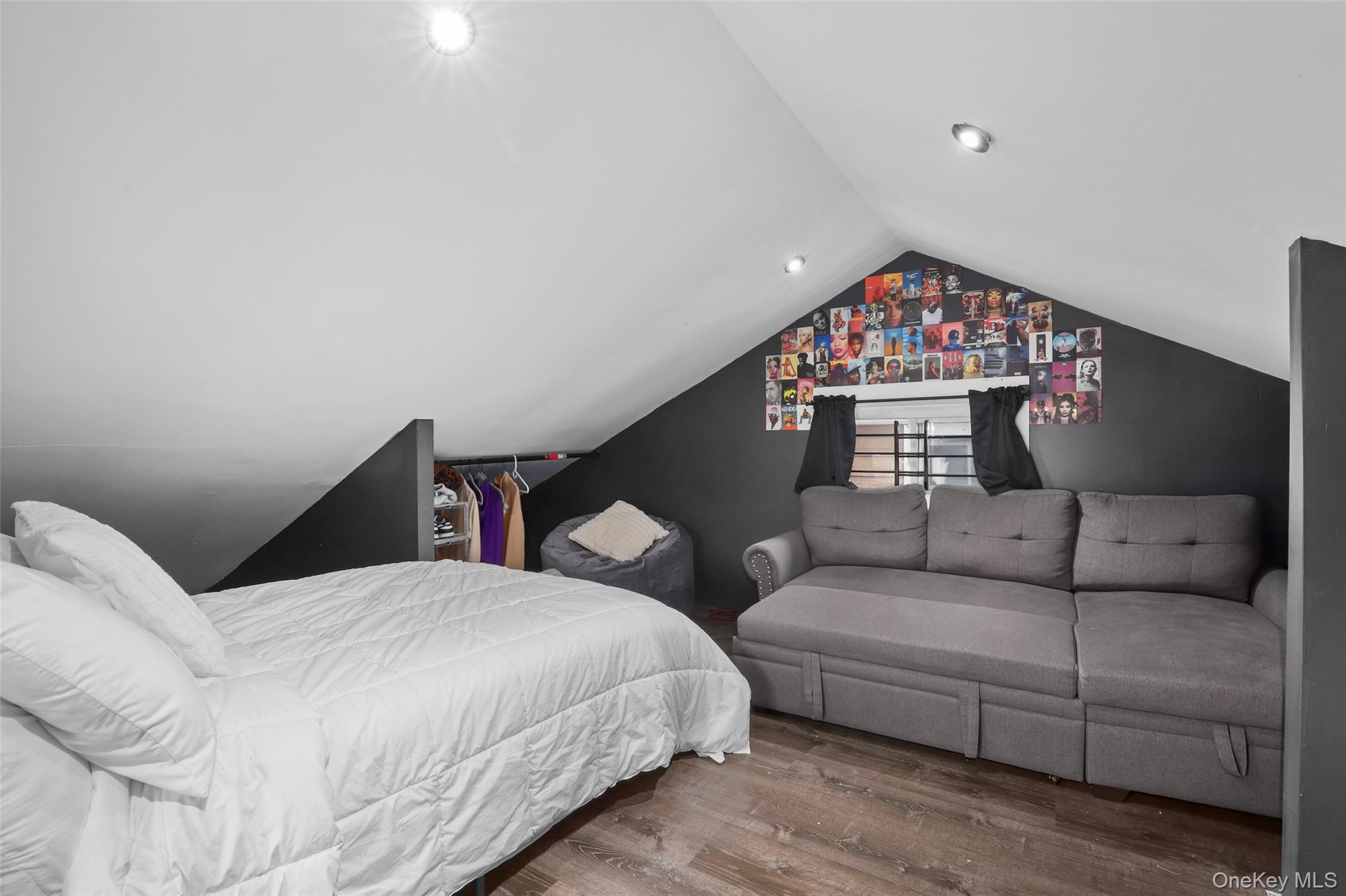 Single Family Randall  Bronx, NY 10465, MLS-922474-6