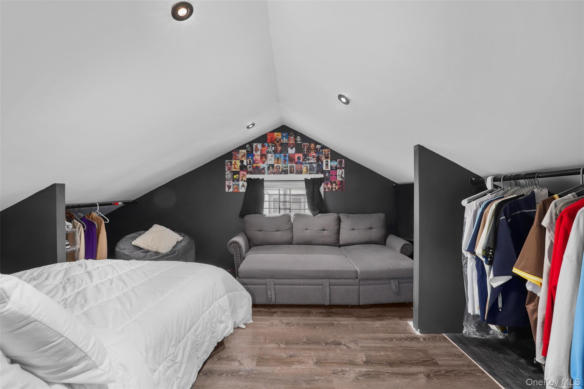 Single Family Randall  Bronx, NY 10465, MLS-922474-7