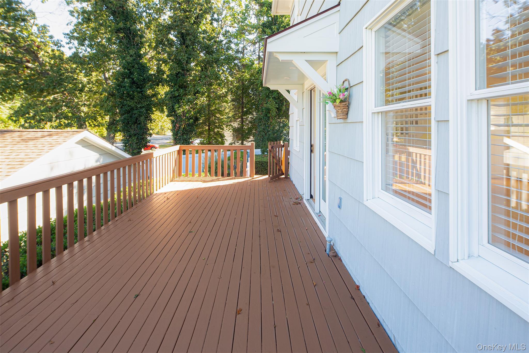 Single Family Canal Suffolk County, NY 11946, MLS-922491-33